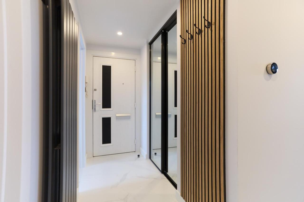 פרת' Luxurious City Centre Apartment מראה חיצוני תמונה