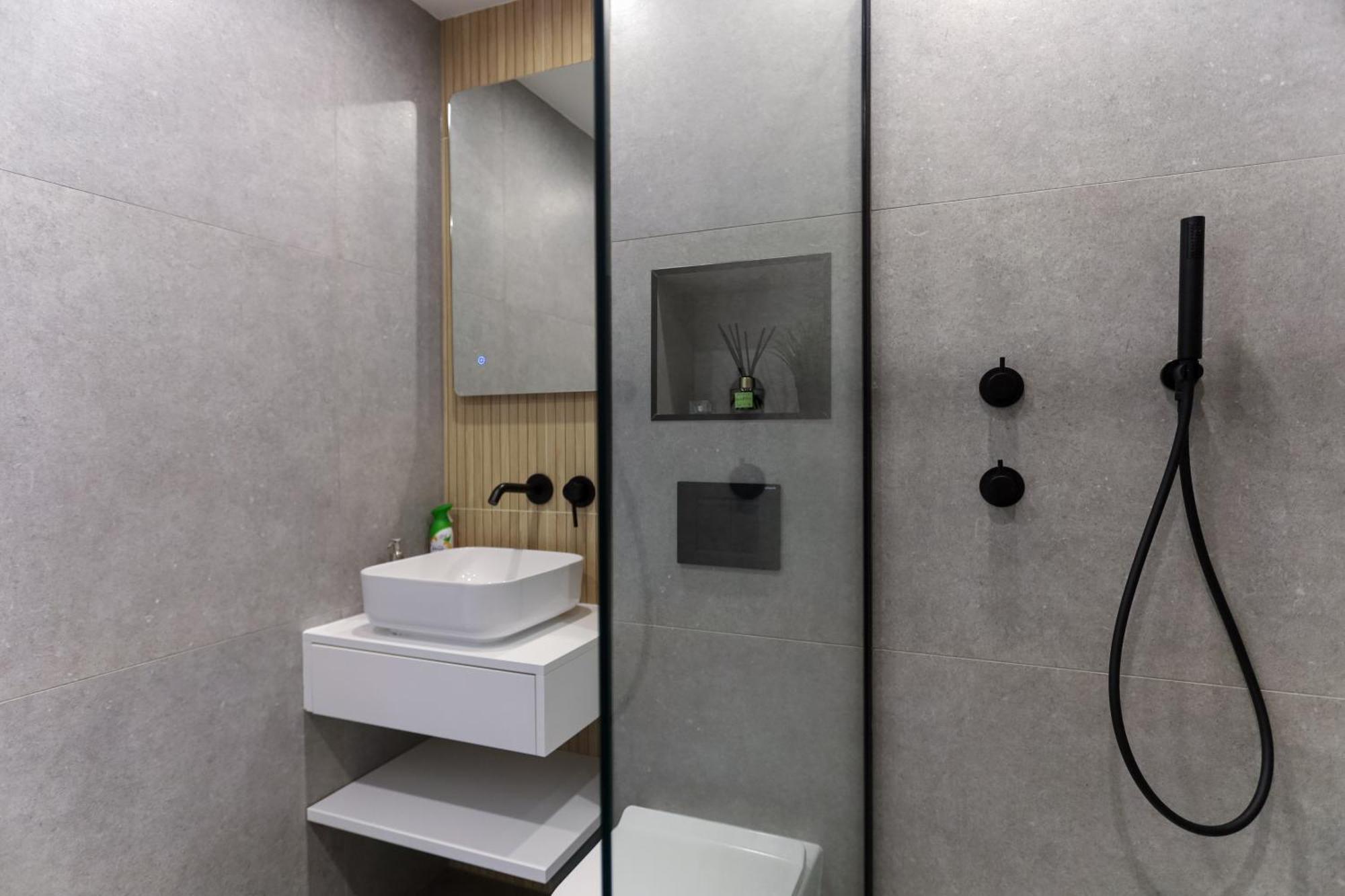 פרת' Luxurious City Centre Apartment מראה חיצוני תמונה